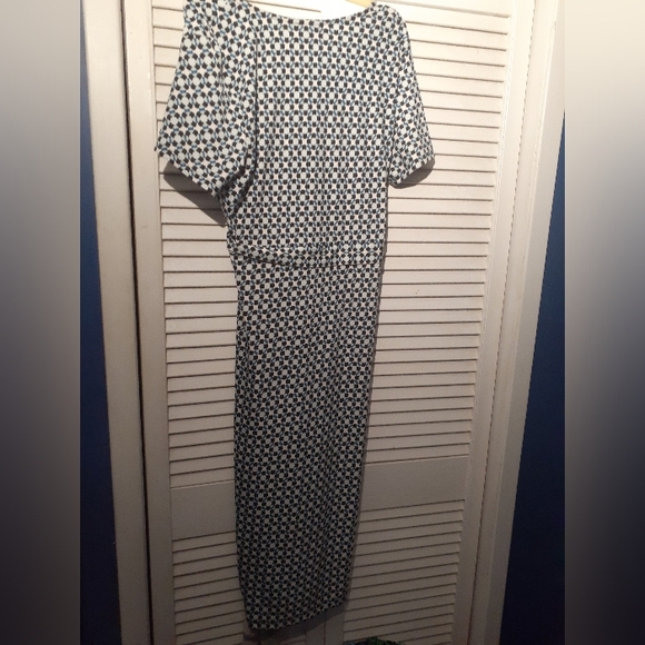 NWOT - Geometric Print Dress - Picture 2 of 6